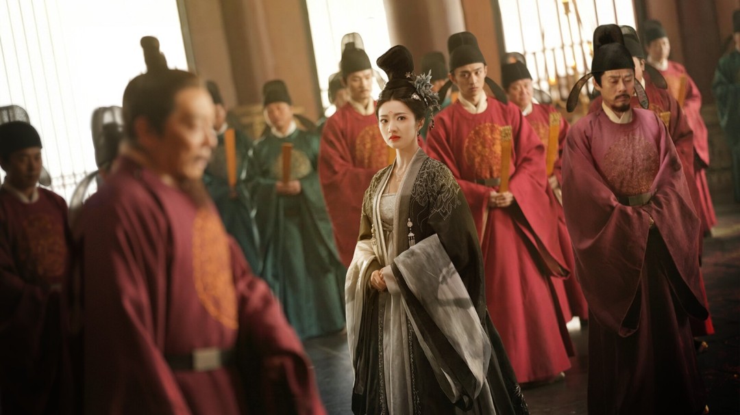 《女王的游戏：盛世天下 女帝篇》官方版 真人互动权谋影游-4.jpg